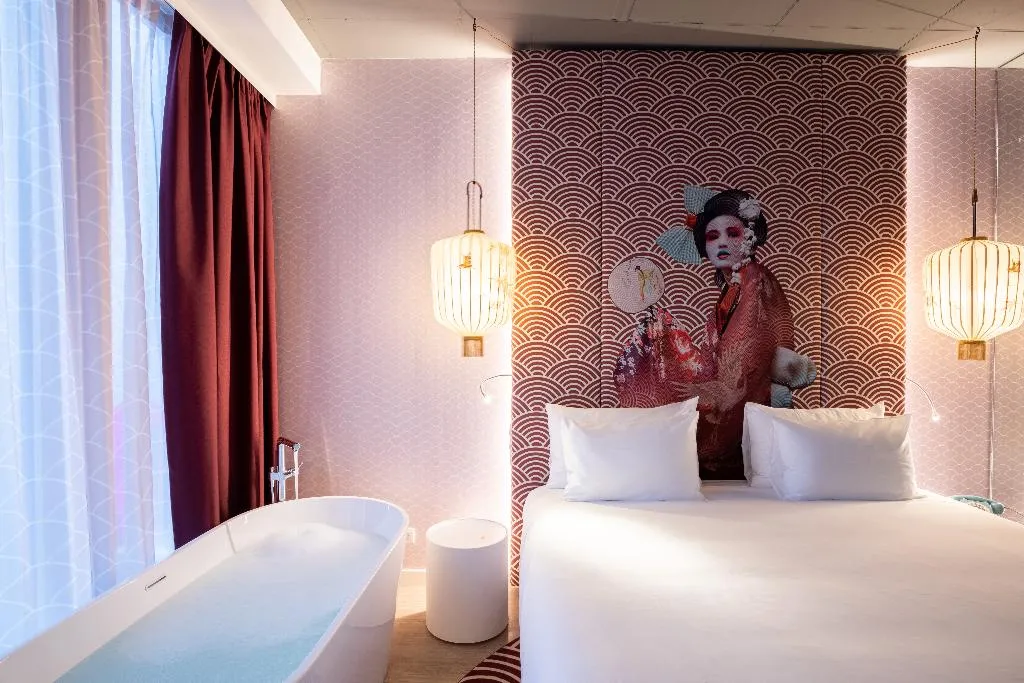 DOUBLE PREMIUM Room, nhow Amsterdam RAI, Amsterdam