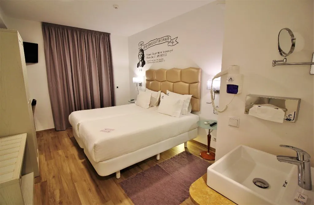 TWIN STANDARD Room, Villa Ana Margarida Hotel, Lisbon