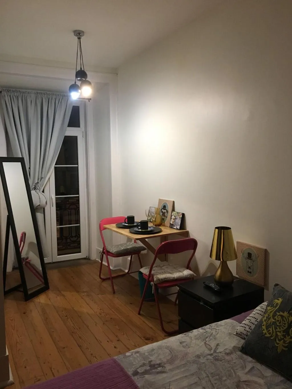 Room, Happy @ Chiado, Lisbon