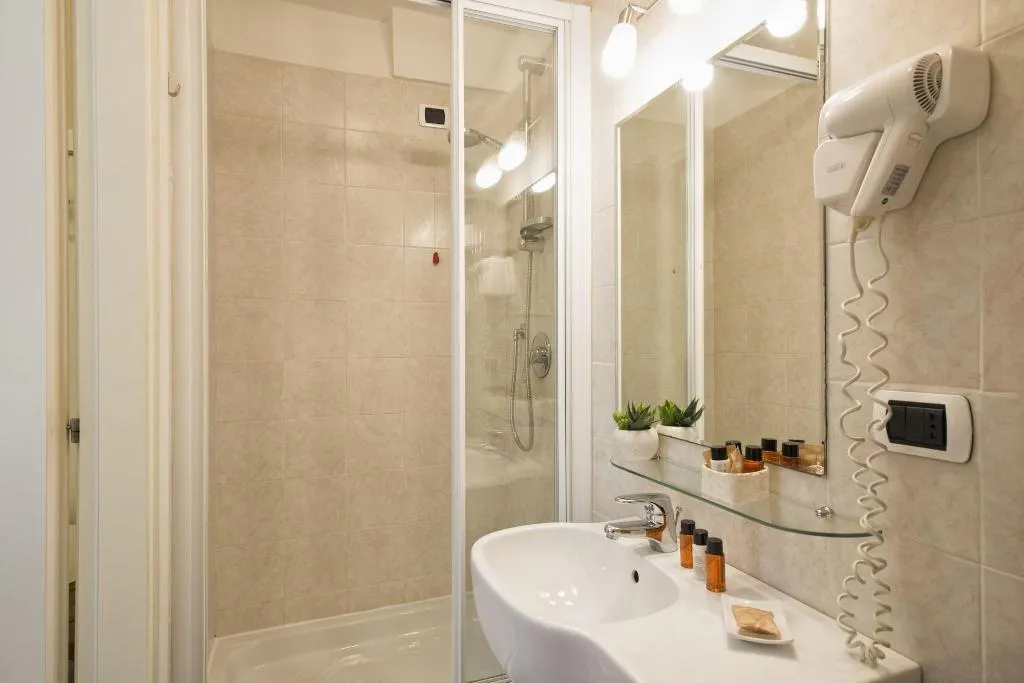 Room, Navona Tower Relais, Rome