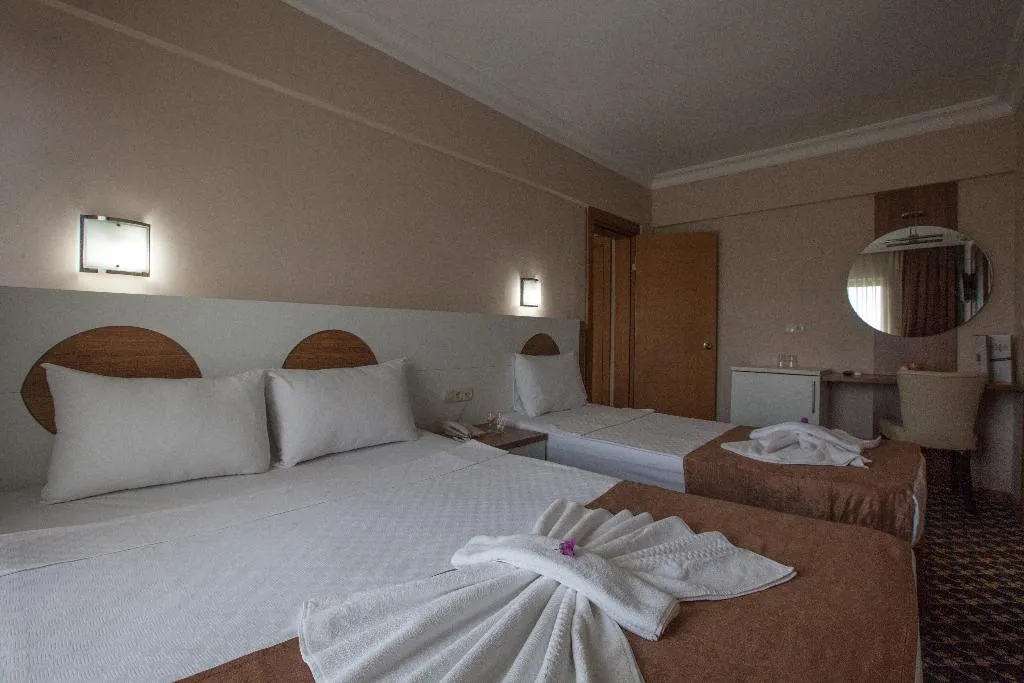 FAMILY ROOM STANDARD Room, Beralisa Family Garden Resort, Antalya