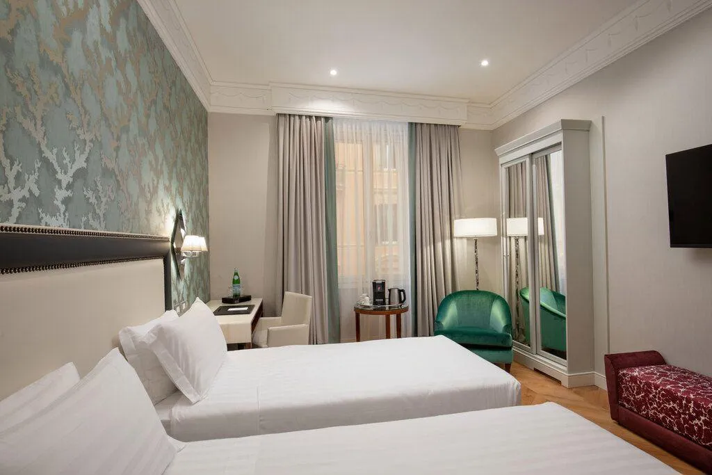 TWIN SUPERIOR Room, Rose Garden Palace, Rome