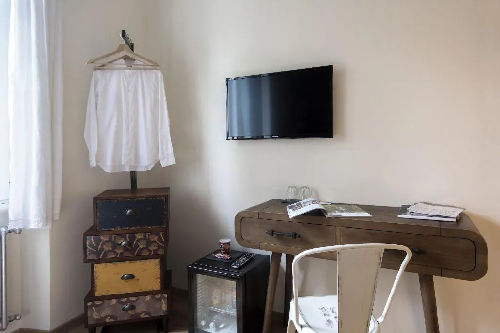 Room, B&B di Porta Tosa, Milan