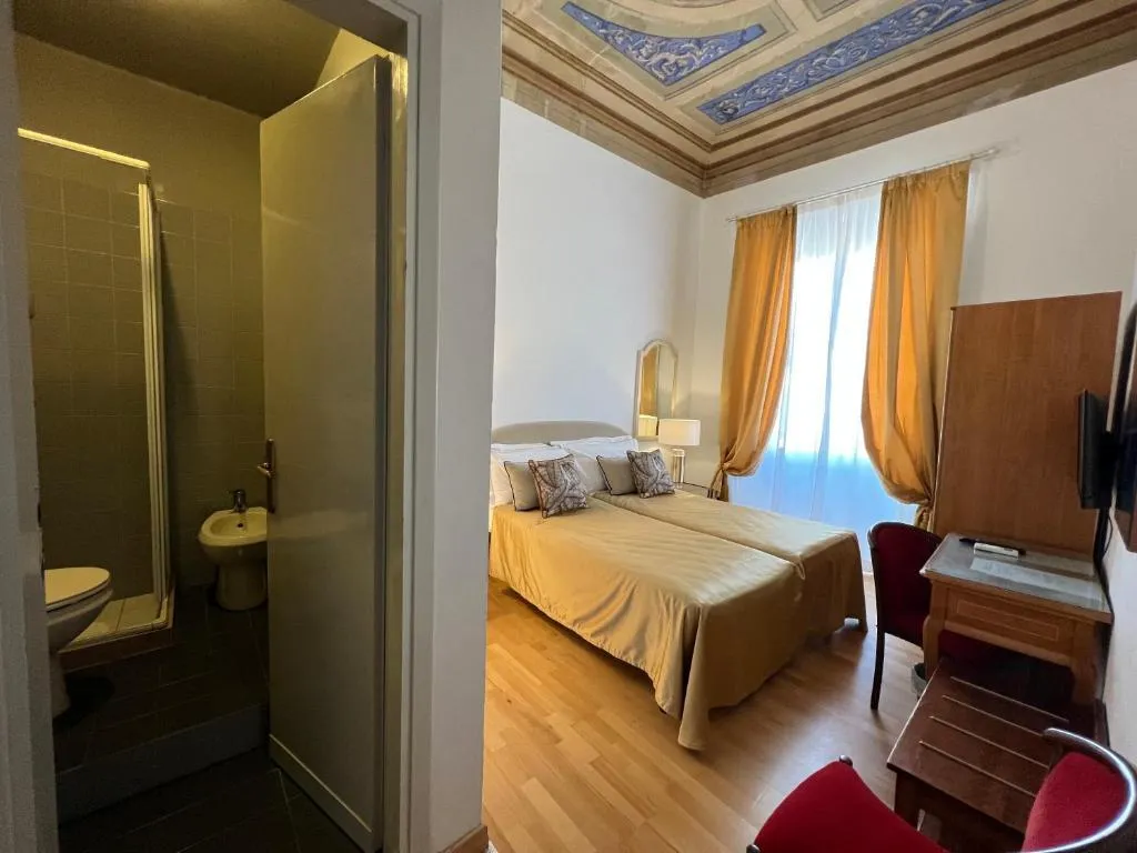 DOUBLE DELUXE WITH VIEWS Room, Hotel Villani, Florence