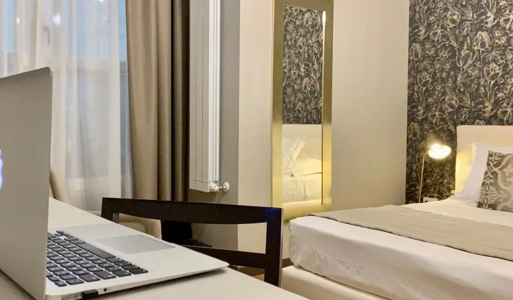 DOUBLE DELUXE Room, Intomilan Aparthotel Galleria Duomo, Milan