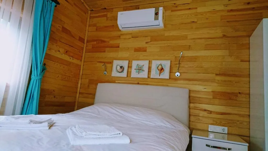 Room, Simge Pension, Antalya