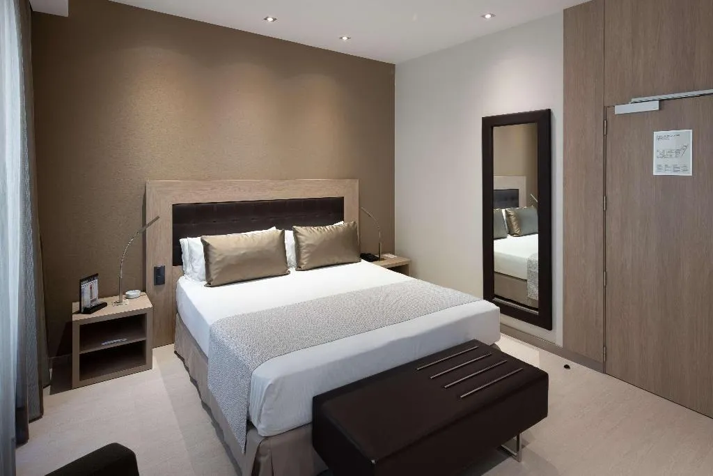 Room, Catalonia Plaza Mayor, Madrid