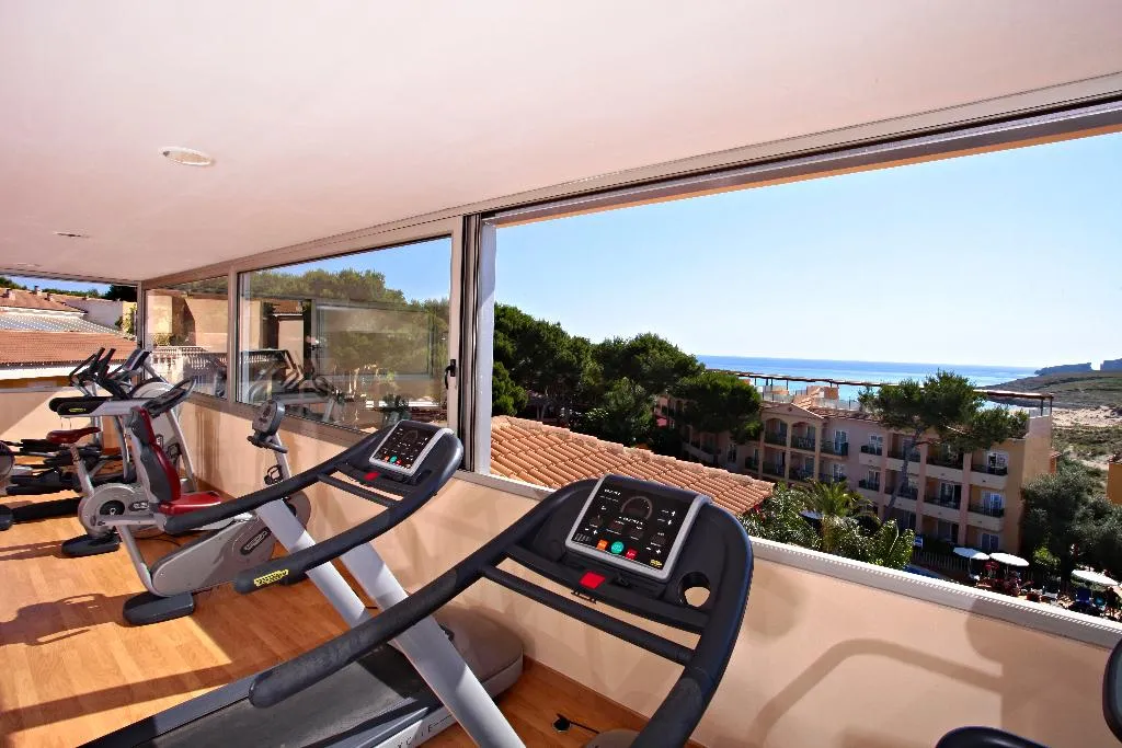 Sports and Entertainment, Zafiro Cala Mesquida, Majorca