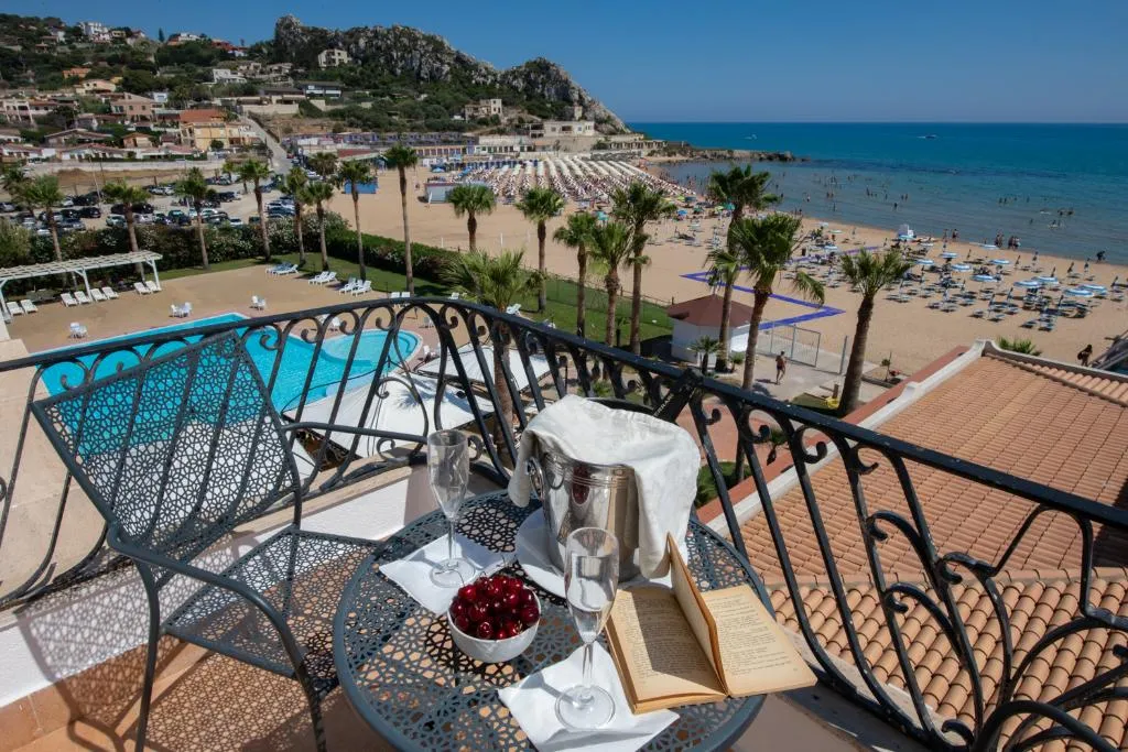 Double or Twin WITH BALCONY Room, Baia D'Oro Hotel, Catania