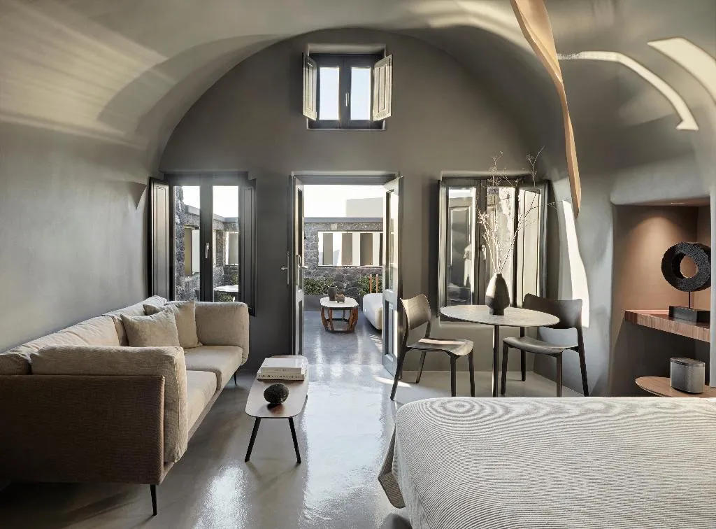 SUITE SUPERIOR Room, Kivotos Santorini, Santorini