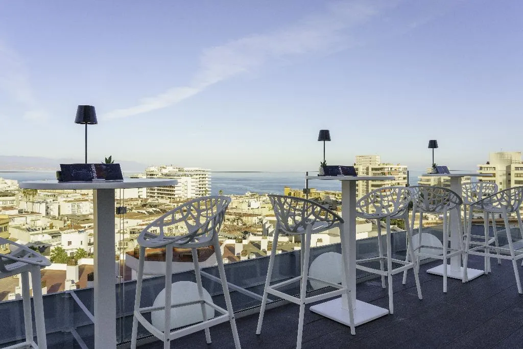 Bar, Hotel Costa Malaga by Pierre & Vacances, Costa Del Sol