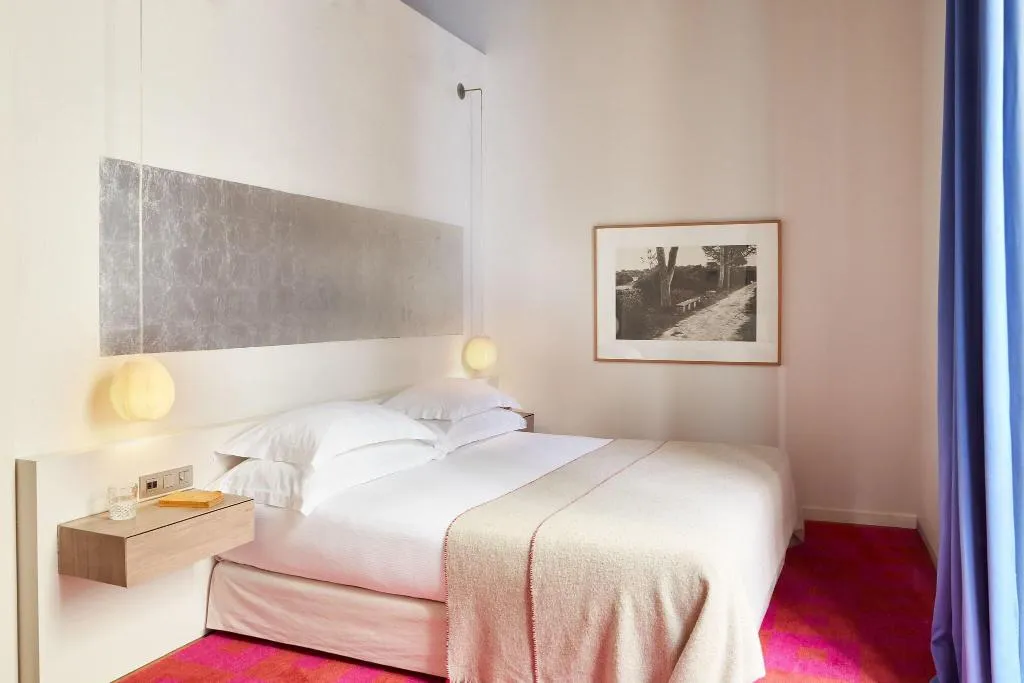 Room, Neri, Barcelona