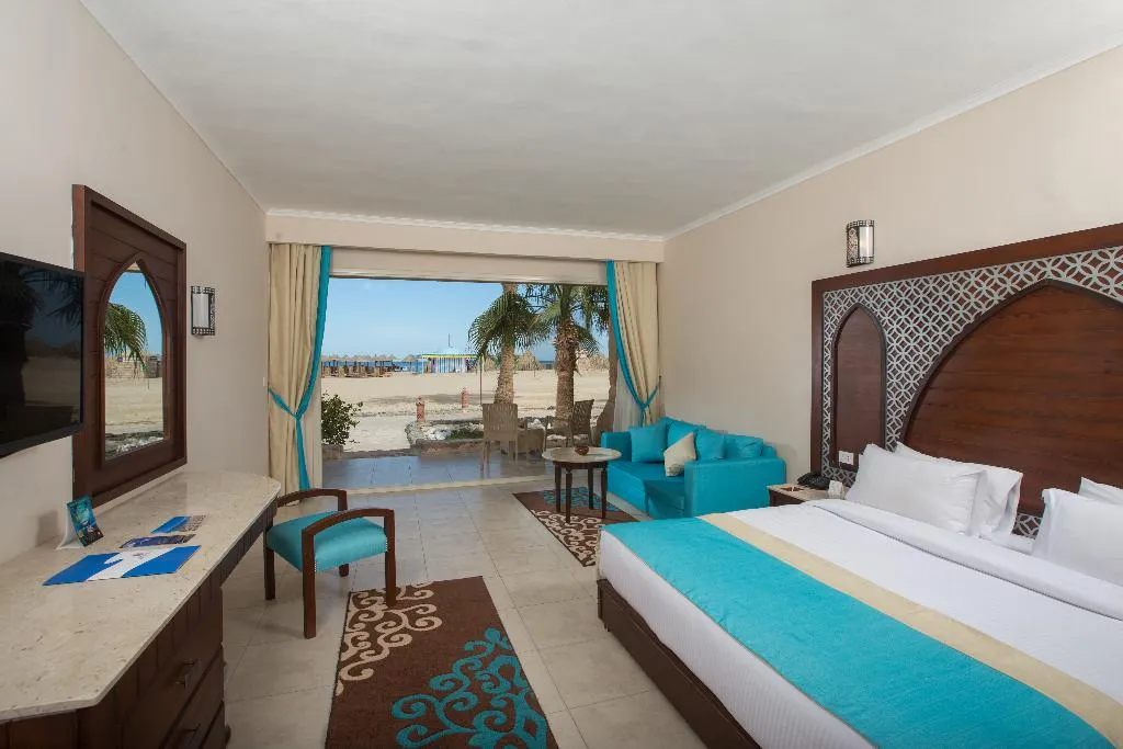 BUNGALOW DELUXE BEACH FRONT Room, Utopia Beach Club, Red Sea Riviera