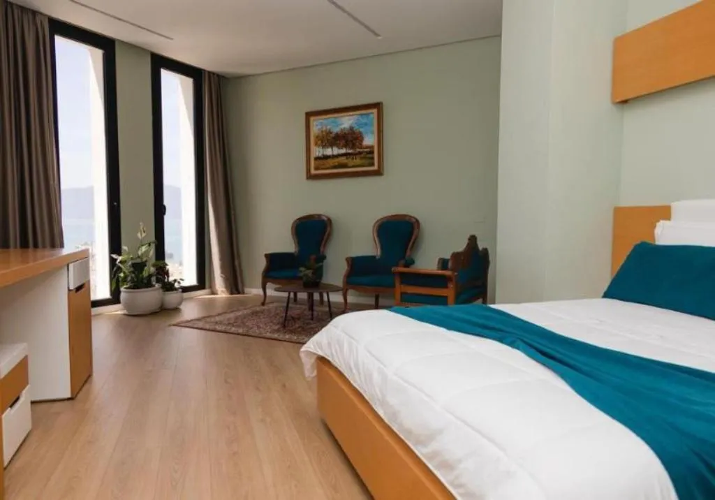 DOUBLE DELUXE Room, Bologna, Kavaje