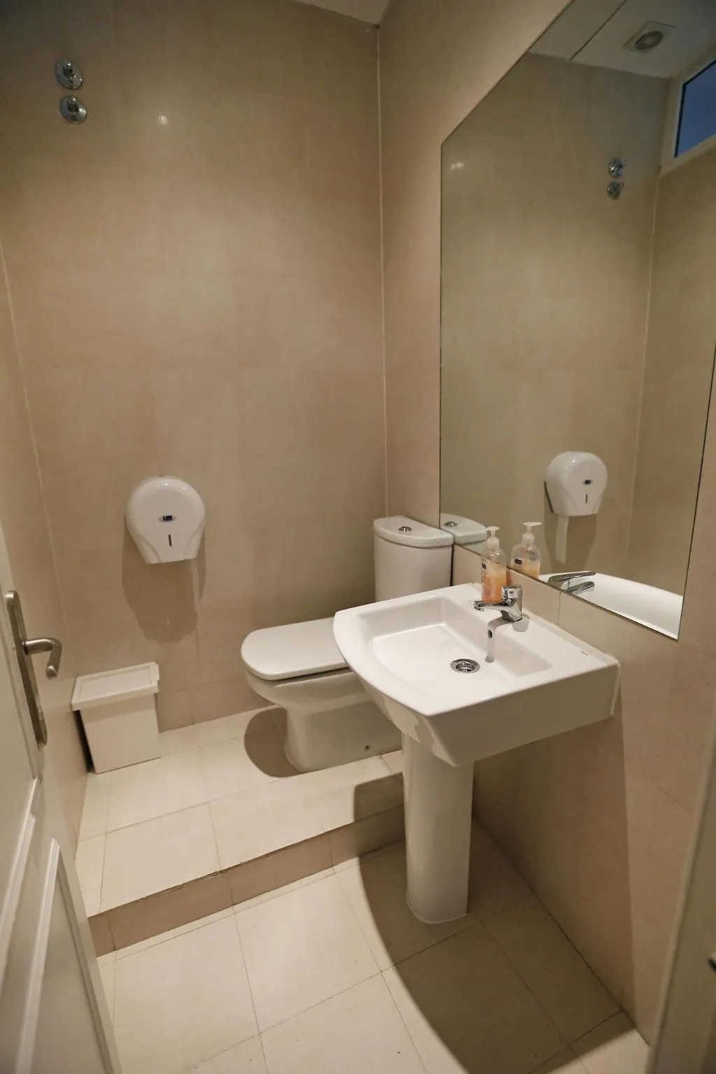 Room, 360 Hostel, Madrid