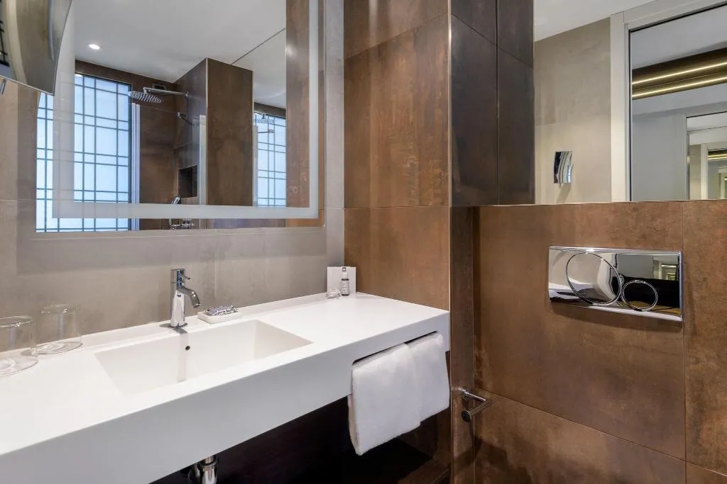 DOUBLE QUEEN SIZE BED Room, AC Hotel Venezia, Venice