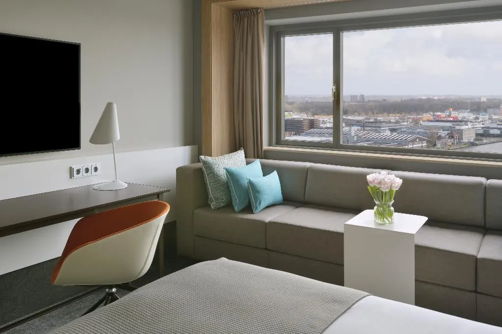 TWIN STANDARD Room, Movenpick Hotel Amsterdam City Centre, Amsterdam