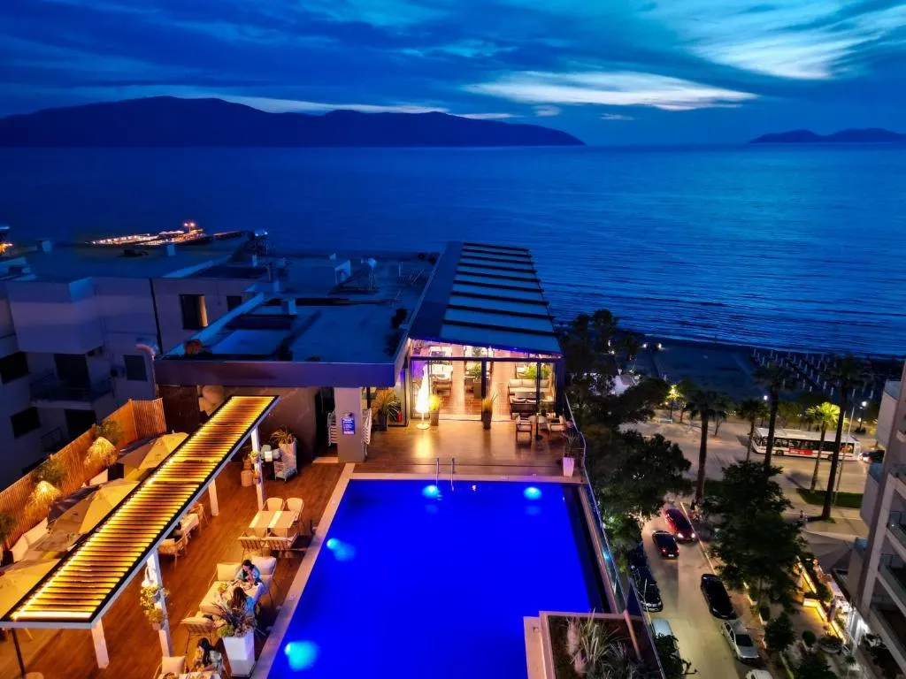 Pool, Hotel Regina City, Kavaje