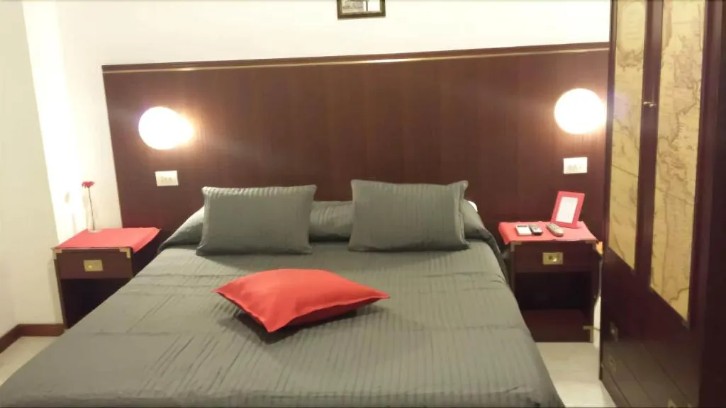 Room, B&B Galleria Frascati, Rome