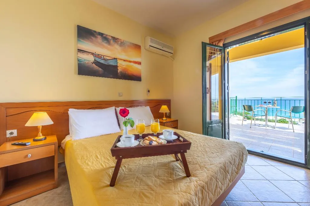 Double or Twin PREMIUM Room, Summer Sun, Kefallinia