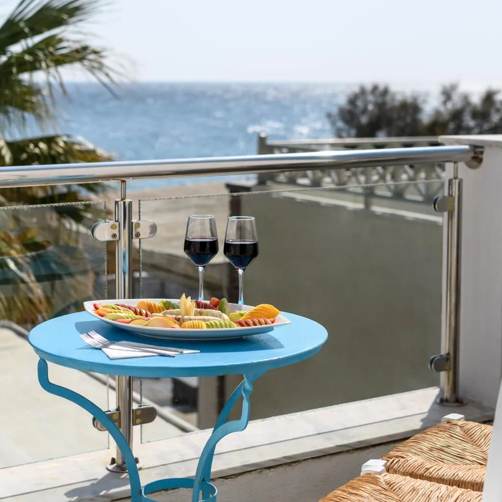 Double or Twin SUPERIOR SEA VIEW Room, Alesahne Beach, Santorini