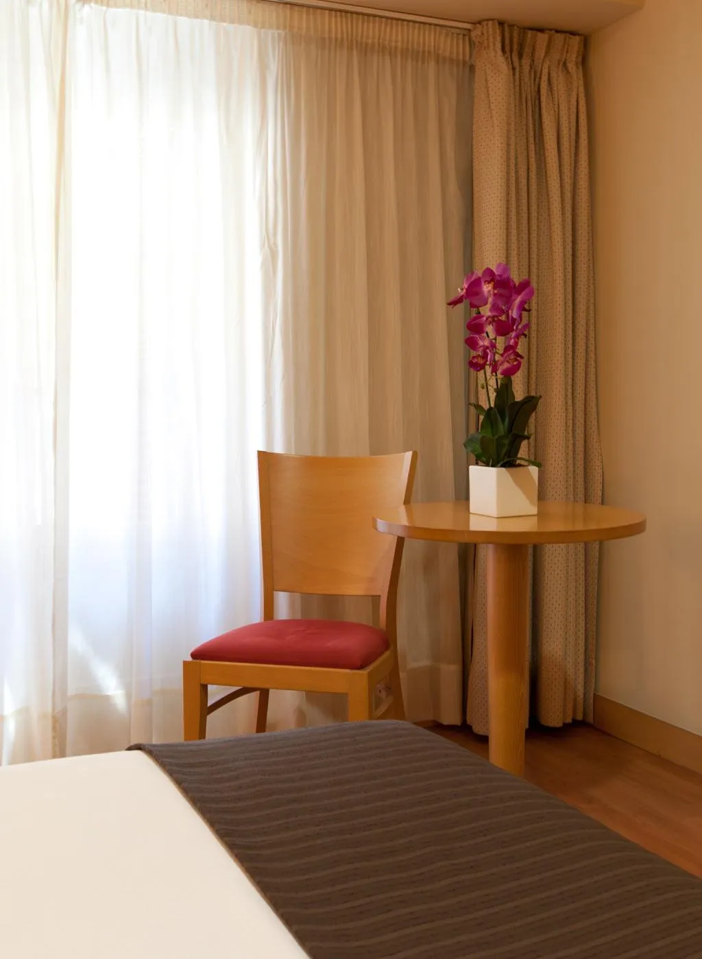 DOUBLE STANDARD Room, Victoria 4 Puerta del Sol, Madrid