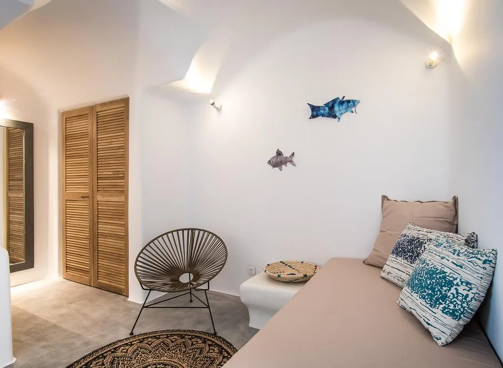VILLA WITH PRIVATE POOL Room, Cape 9, Santorini