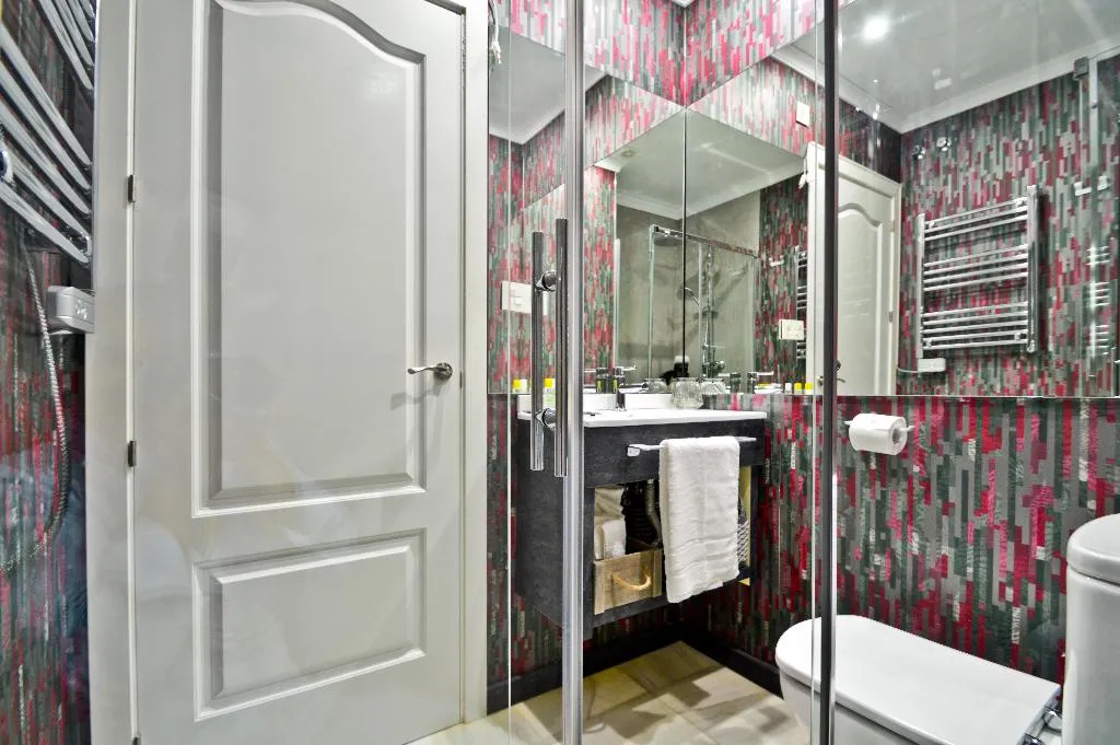 Room, The Zentral Arenal Suites, Seville