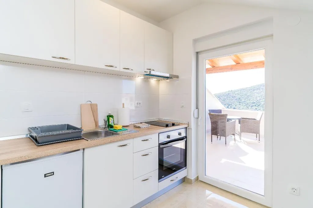 STUDIO DELUXE WITH BALCONY Room, Apartments Smanjak, Dubrovnik
