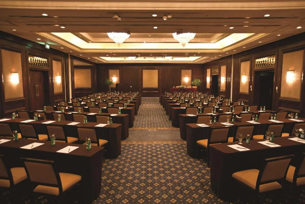 Restaurant, Sofitel Cairo Downtown Nile, Cairo