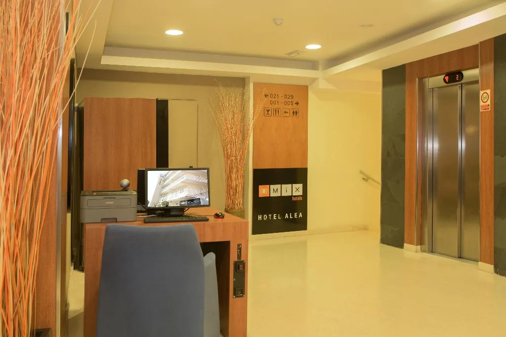 Lobby, O7 Alea, Majorca