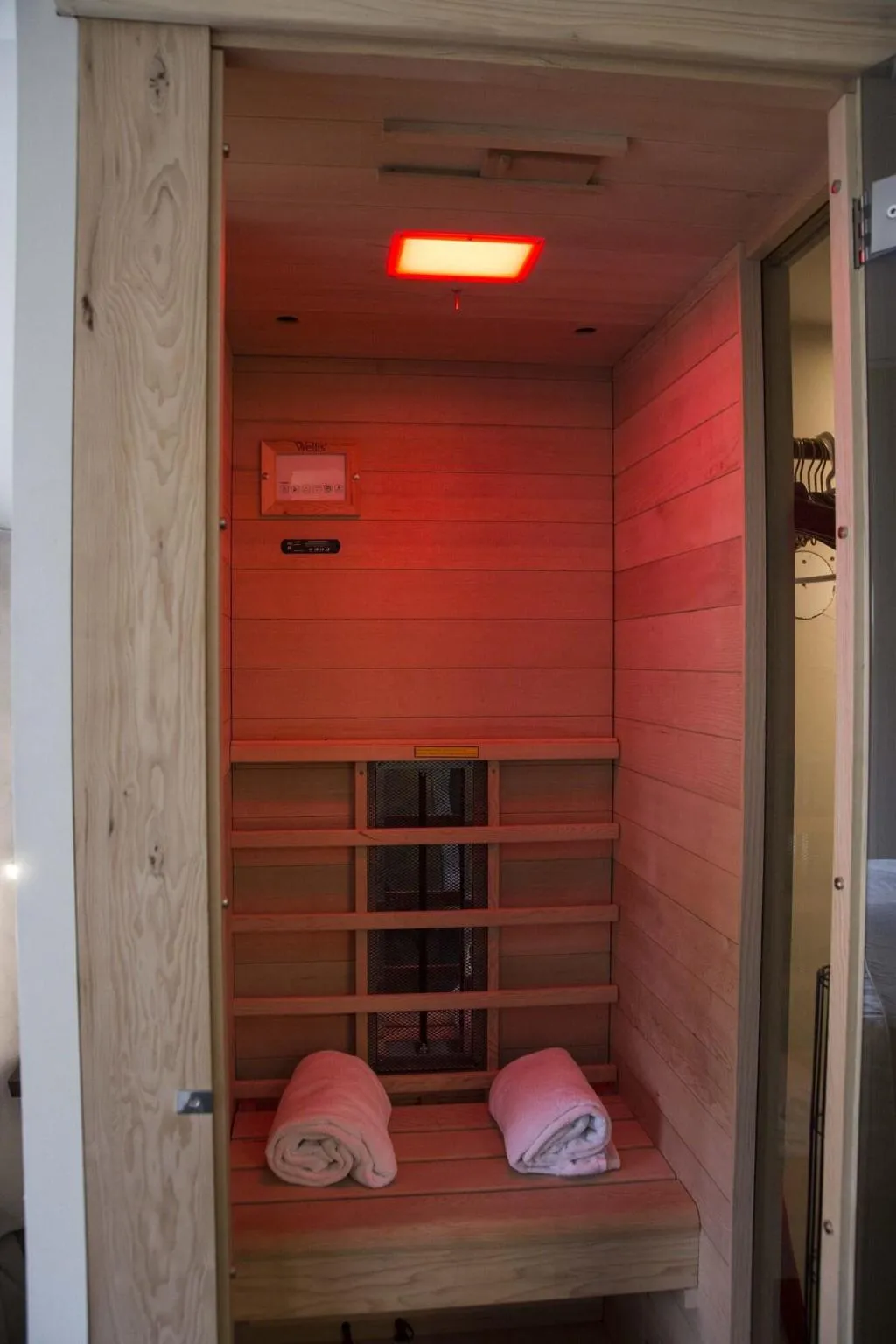 STUDIO DELUXE KING BED Room, House Of Amstel, Amsterdam