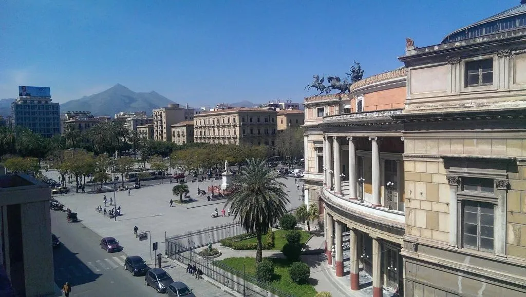 General view, Extra B&B, Palermo