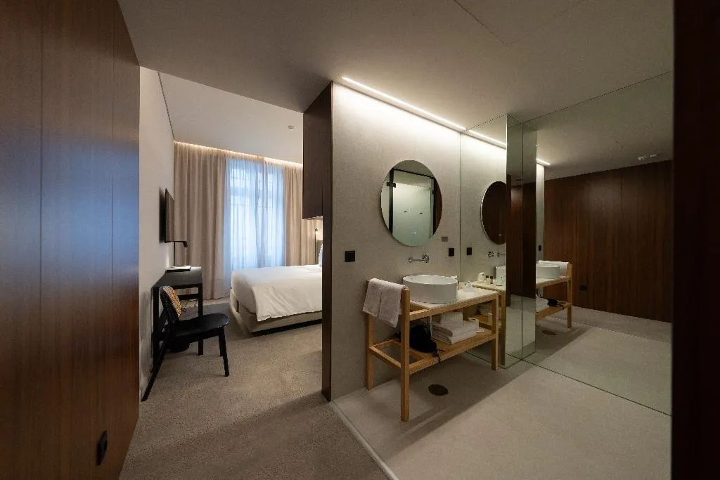 Double or Twin CAPACITY 3 Room, Templo Hotel & SPA, Porto