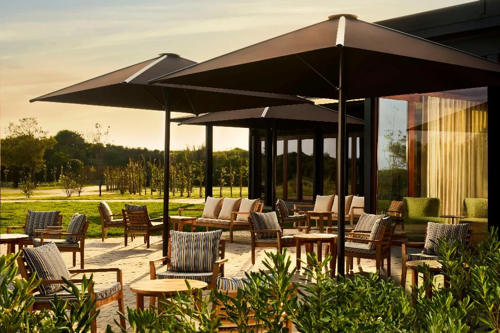 Terrace, Tivoli Estela Golf & Lodges Porto, Porto