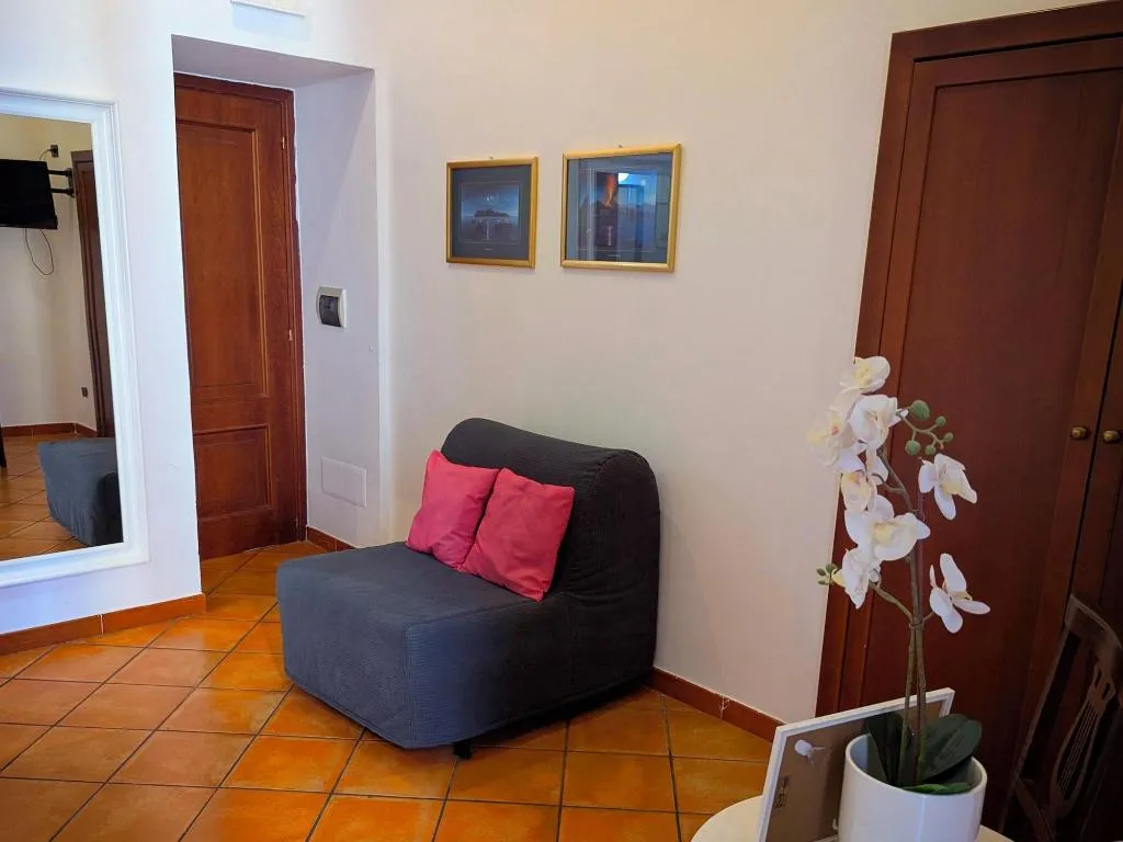 Room, La Locanda Dell Arte, Naples