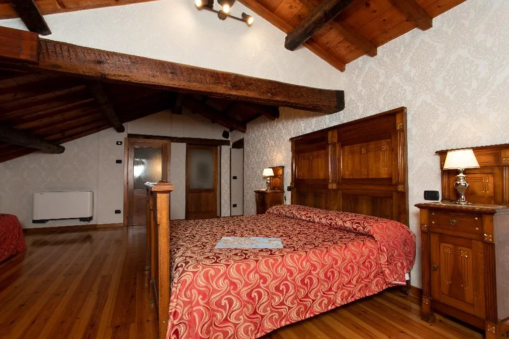 SUITE CANAL VIEW Room, Charming Palace Santa Fosca, Venice