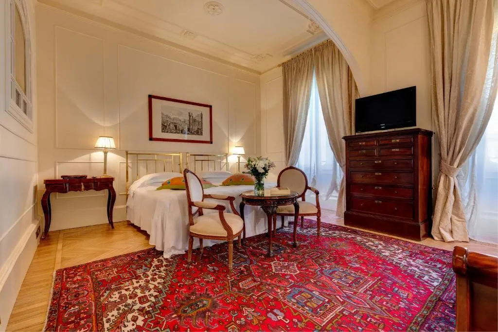Double or Twin DELUXE Room, Grand Hotel Plaza, Rome