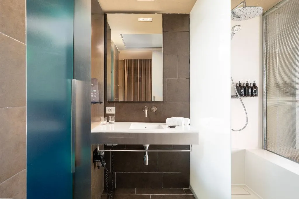 DOUBLE SINGLE USE STANDARD Room, B-Hotel, Barcelona