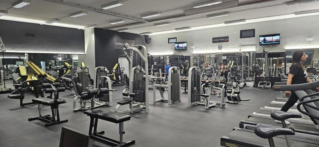 Sports and Entertainment, Hotel Cristina, Naples
