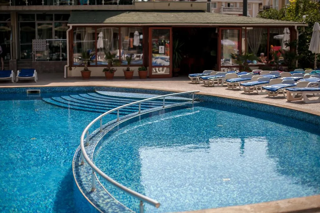 Pool, Sunny Holiday Aparthotel, Bourgas