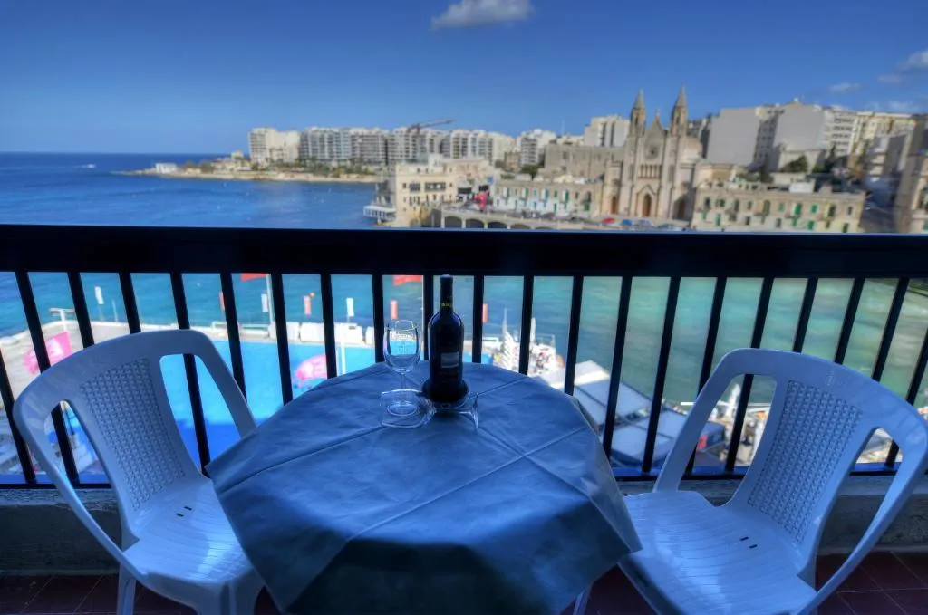 TRIPLE SEA VIEW Room, St. Julian's Bay Hotel, Malta