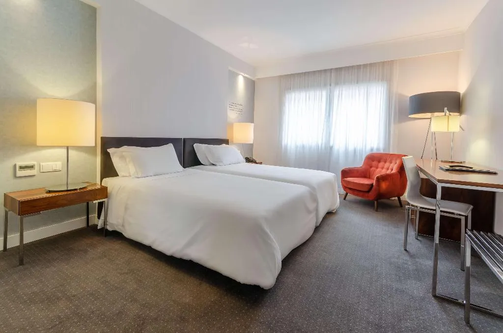 Room, Olissippo Saldanha, Lisbon
