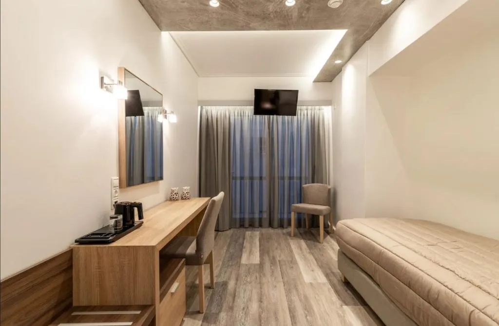 DOUBLE SINGLE USE SUPERIOR Room, Xenophon Hotel, Athens