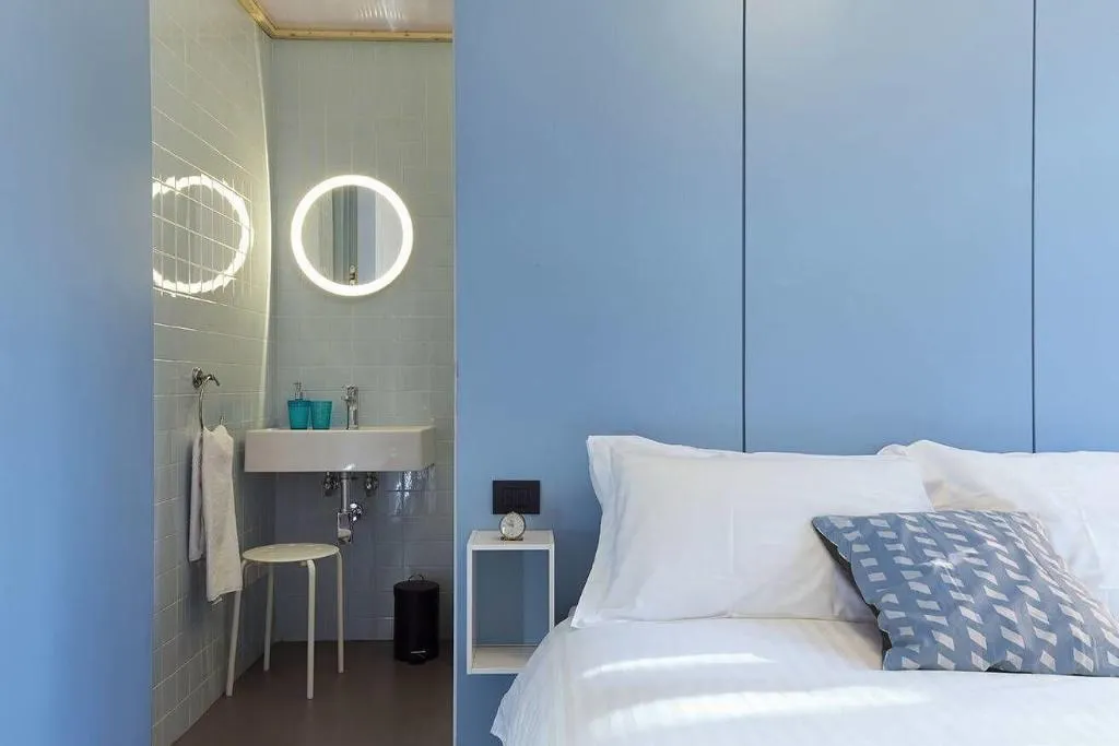 Room, Mòsì Firenze, Florence