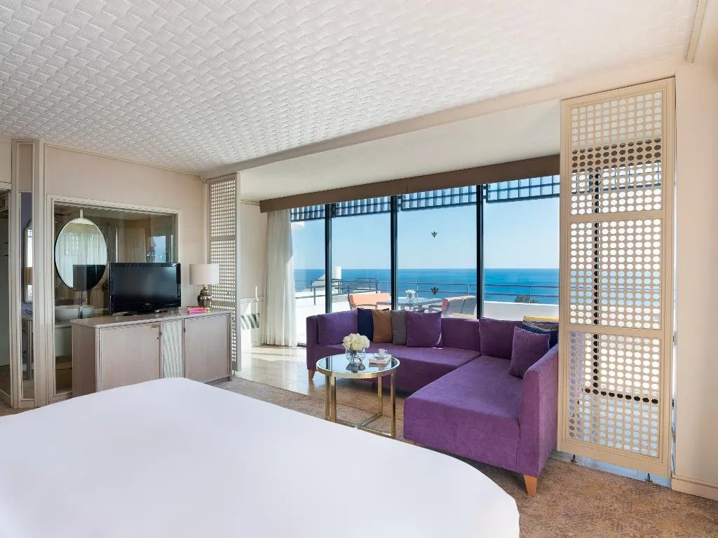 SUITE DELUXE WITH TERRACE Room, Rixos Downtown Antalya L.O.L.ThemePark Free Access, Antalya