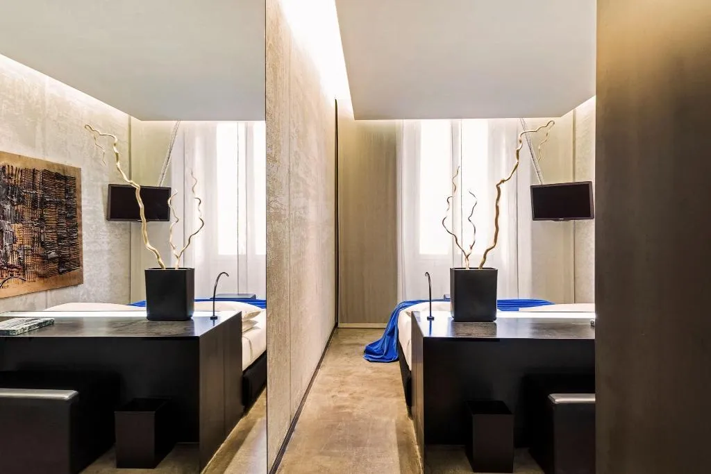 Room, Strafhotel a member of Design Hotels, Milan