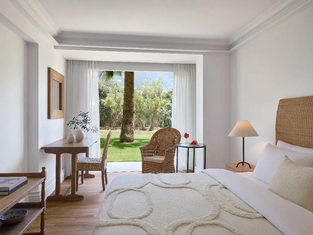 Double or Twin GARDEN VIEW Room, Grecotel Filoxenia Kalamata, Kalamata