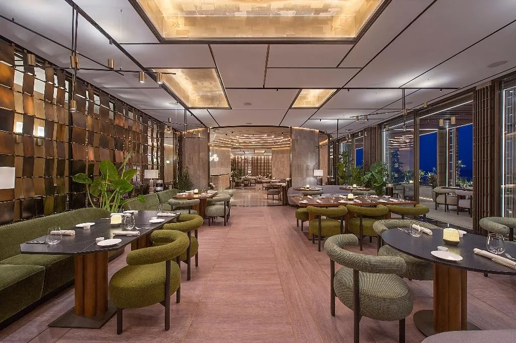 Restaurant, Four Seasons Hotel, Cyprus