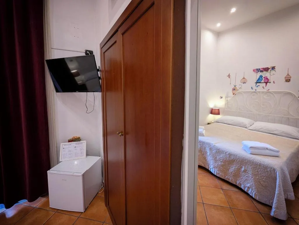 Room, La Locanda Dell Arte, Naples